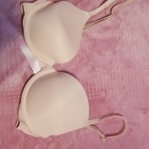PINK Victoria's Secret bra